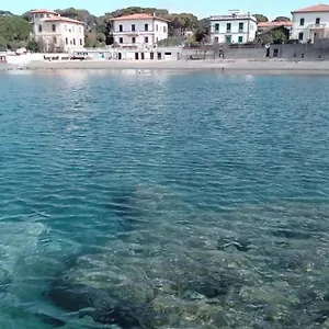 A Due Passi Dal Mare Casa vacanze Castiglioncello